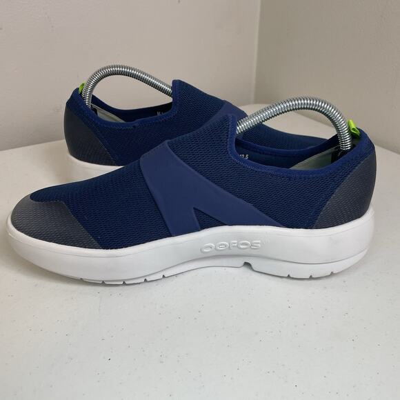 Oofos mens size 9.5 shoes OOmg Low Navy Blue Mesh Slip On Recovery 6152022-11 - Picture 9 of 9
